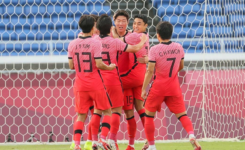 开云体育下载-韩国队完胜中国队，安赛龙统治全场  第2张